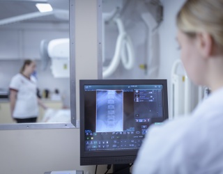 FDA Clears DeepHealth’s Foundation Model-Based Chest X-ray AI Tool