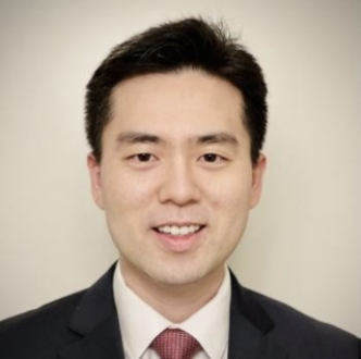 Portrait picture of Byung Chul “Jason” Yoon